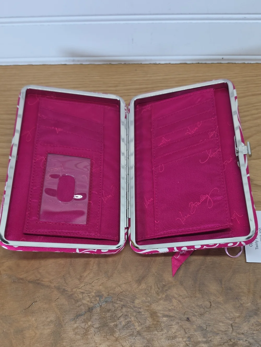 Vera Bradley Opera Wallet Twirly Birds Pink Quilted NWT - Picture 4 of 4